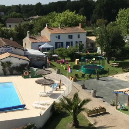 Parque de Campismo Mobil Avec Terrasse - 4 Pers. - Api-1-52-1595