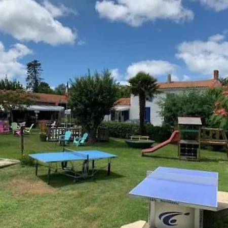 Mobil Avec Terrasse - 4 Pers. - Api-1-52-1595 Parque de Campismo Vendays-Montalivet