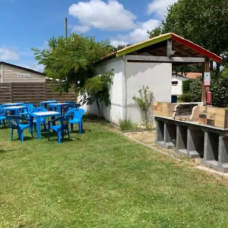 Mobil Avec Terrasse - 4 Pers. - Api-1-52-1595 Parque de Campismo *