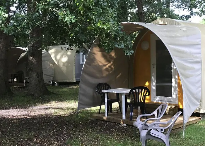 Mobil Avec Terrasse - 4 Pers. - Api-1-52-1595 Kamp alanı *